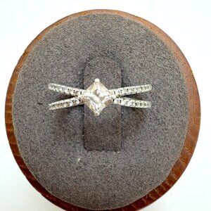 Sterling Silver 925 Princess Cut Criss Cross Engagement Promise Ring Size 5.5